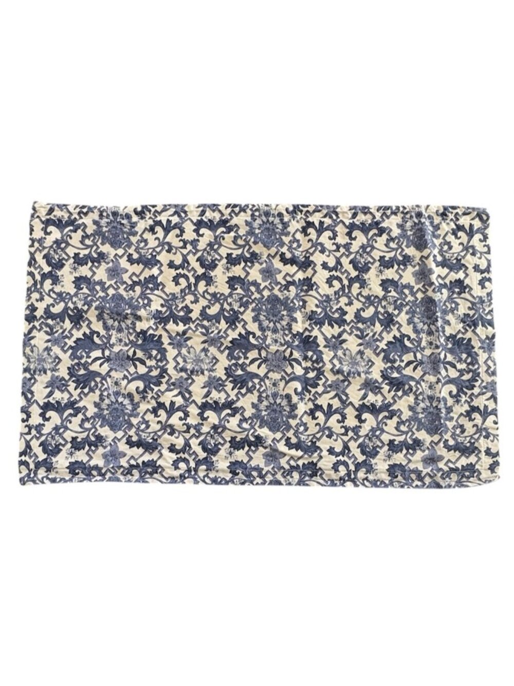 Pillow Shams Chinoiserie Damask Medallion Pattern Blue Shade eikei Brand 2 King